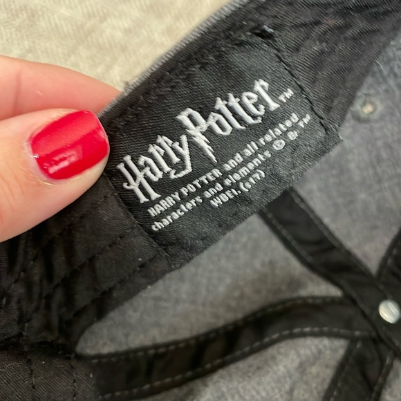 Harry Potter Hogwarts baseball cap - Picture 5 of 6